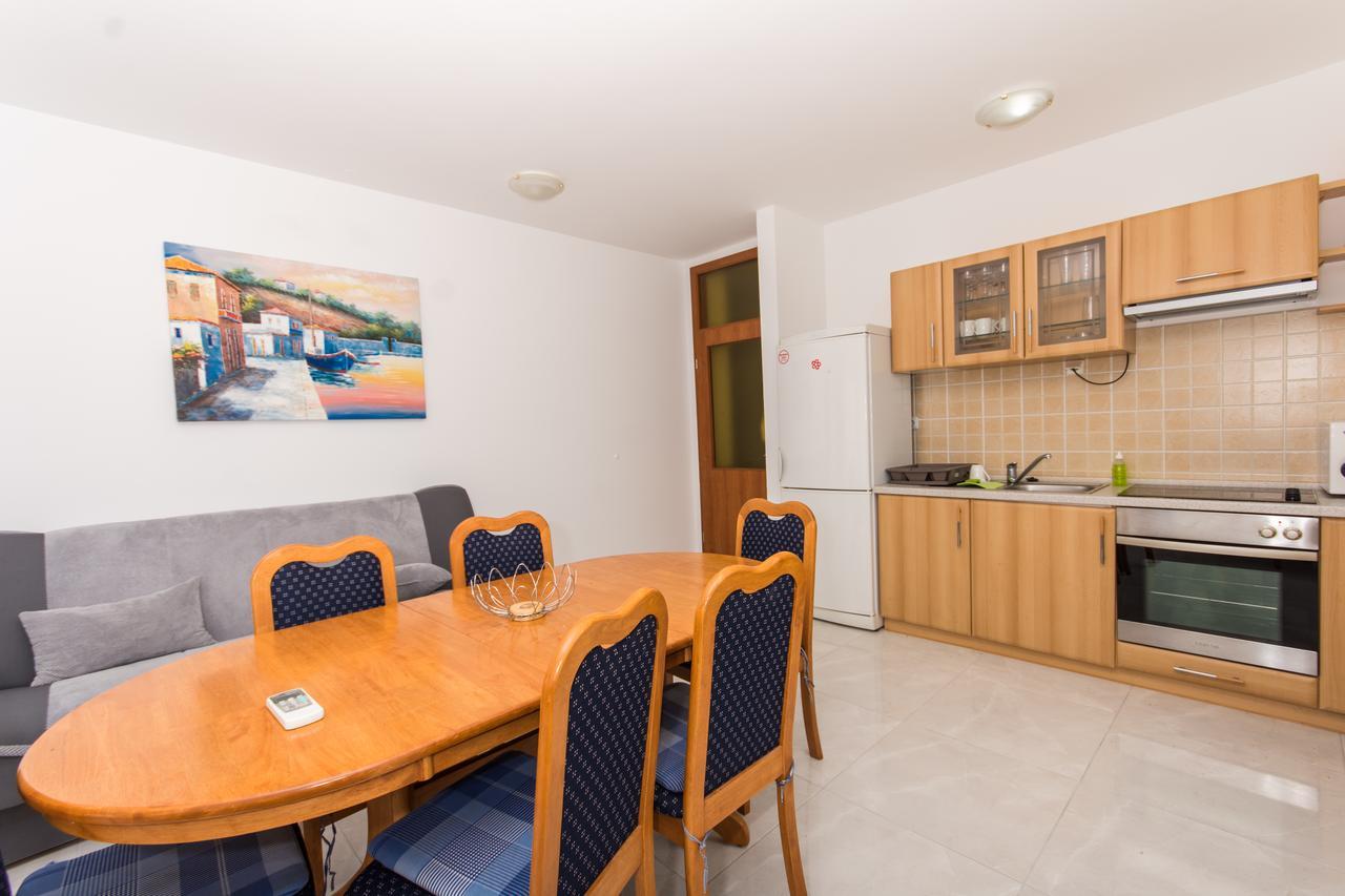 Apartment Horizont โตรกีร์ ภายนอก รูปภาพ
